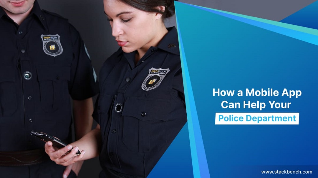 StackBench CEO presenting at a law enforcement technology conference